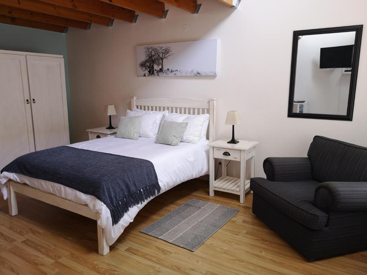 Tortoise Trail Lodge Langebaan Luaran gambar