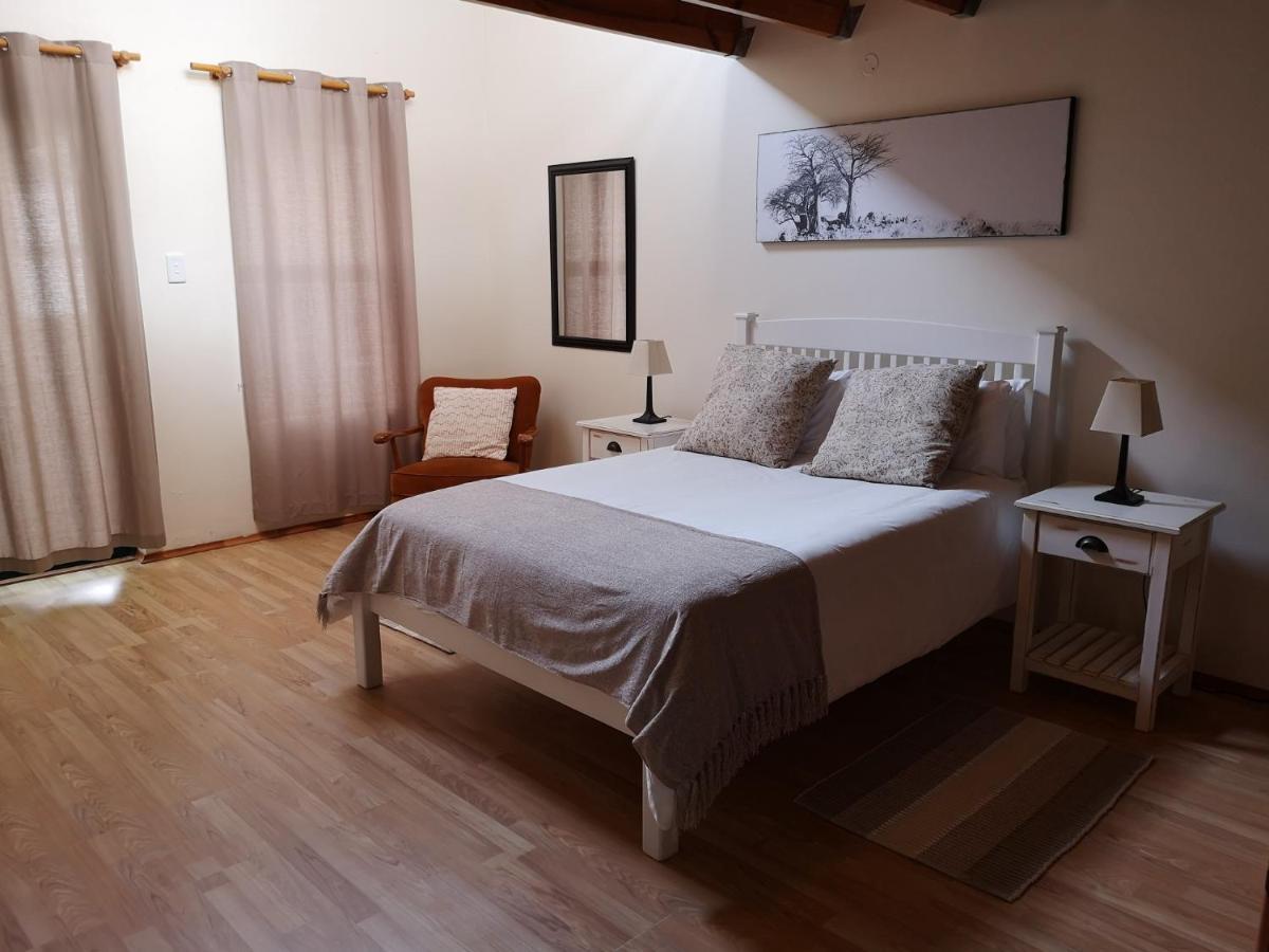 Tortoise Trail Lodge Langebaan Luaran gambar